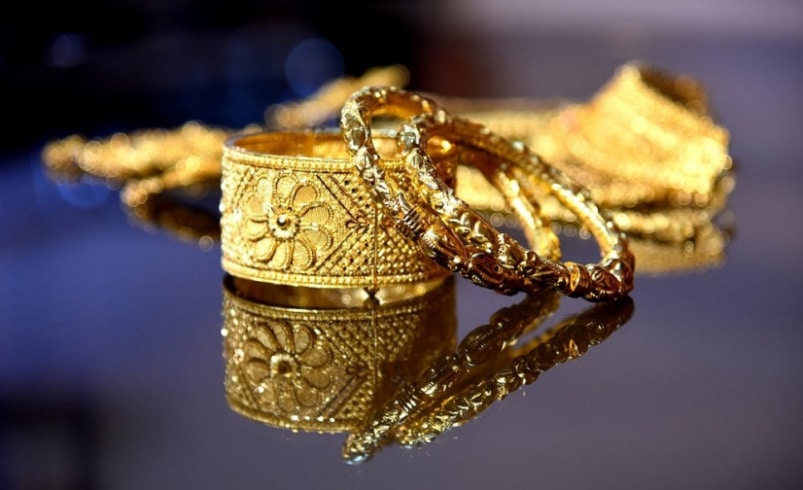 چگونه اسم برای برند طلاسازی و جواهرات انتخاب کنیم؟ (+لیست اسامی خاص)