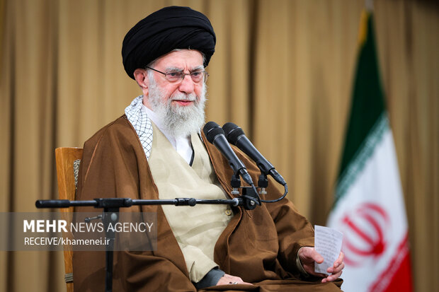رهبر انقلاب: مسئولان هرگونه سهل‌انگاری یا تعمّد را کشف و پیگیری کنند