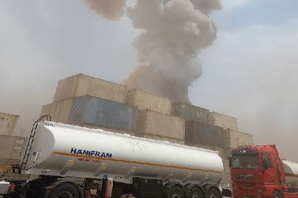 خروج کامیون‌ها از بندر شهید رجایی در حال انجام است