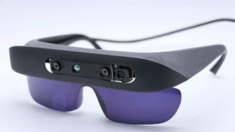 دستاورد محققان چینی:‌ توسعه چشم مجهز به هوش مصنوعی که به نابینایان در راه رفتن کمک می‌کند