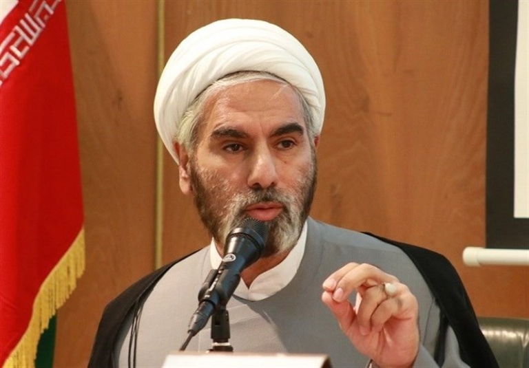 تحجر و انفعال، دو جریان مانع ورود حوزه به سیاست و حکمرانی