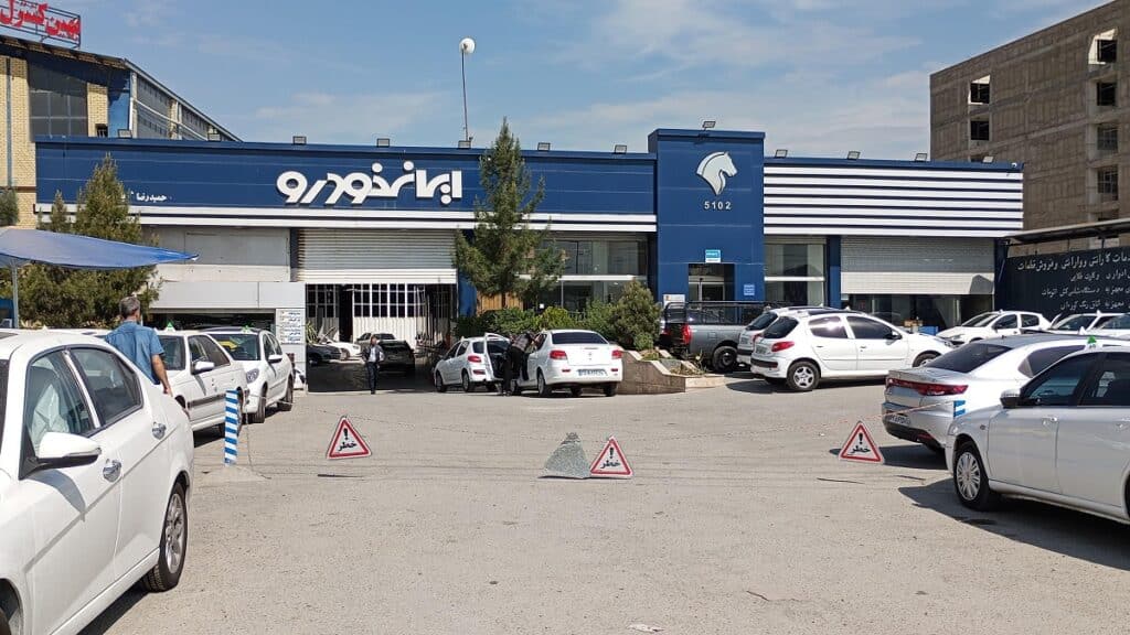 آمار تولید خودروسازان ایرانی در ابتدای سال 1404 منتشر شد؛ رشد در ایرانخودرو و کاهش در سایپا