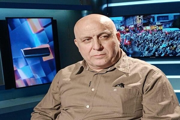 هیچکس جرأت آسیب زدن به سلاح مقاومت را ندارد؛ قدرت حزبالله پابرجاست هیچکس جرأت آسیب زدن به سلاح مقاومت را ندارد؛ قدرت حزبالله پابرجاست