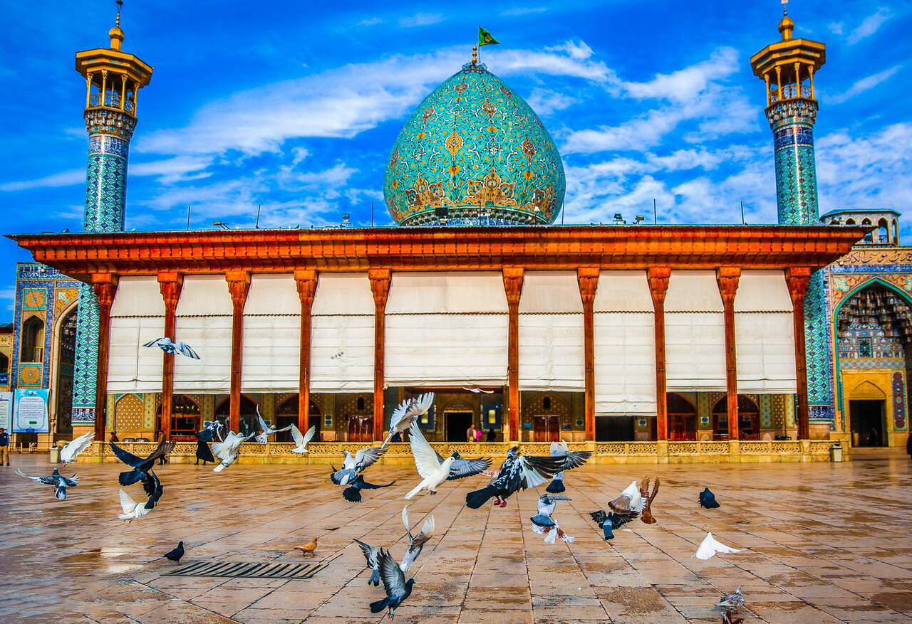 ۱۵ اردیبهشت روز شیراز؛ شهری که نماد دین، هنر و حماسه است