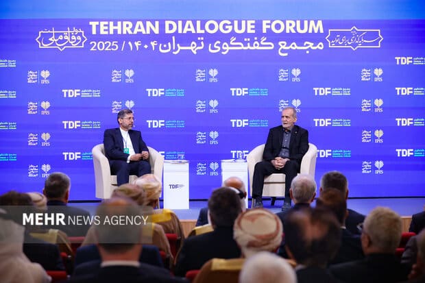 پزشکیان: به هیچ وجه از انرژی صلحآمیز هستهای دست نخواهیم کشید پزشکیان: به هیچ وجه از انرژی صلحآمیز هستهای دست نخواهیم کشید