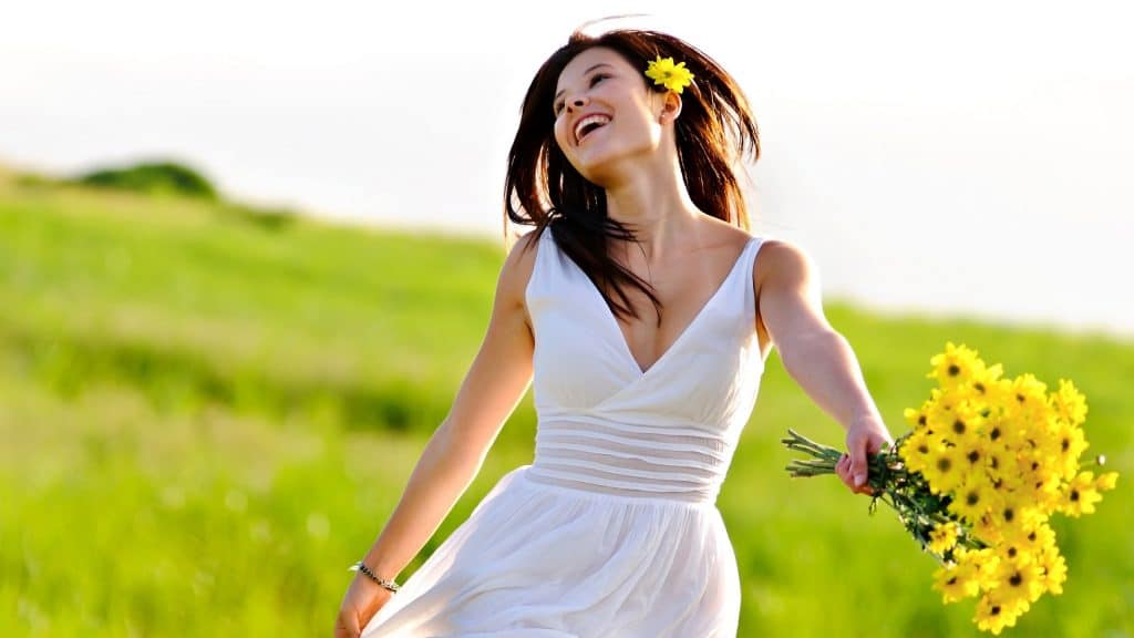 636077026454097156-308754135_8813468-happy-girl-wallpaper-1024x576 میخوام شاد باشم