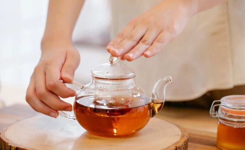 black tea and berries could contribute to healthier aging 2 1024x558 1