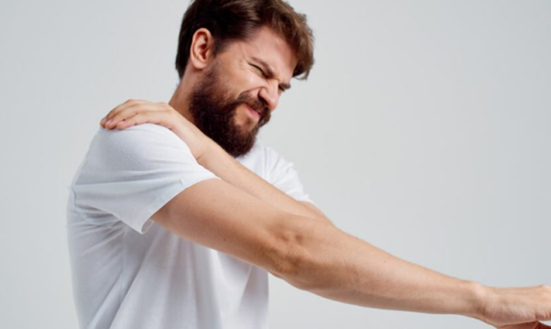 به چه علت دچار درد شانه می شویم؟