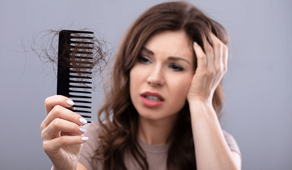 علت ریزش مو بعد از زایمان چیست؟