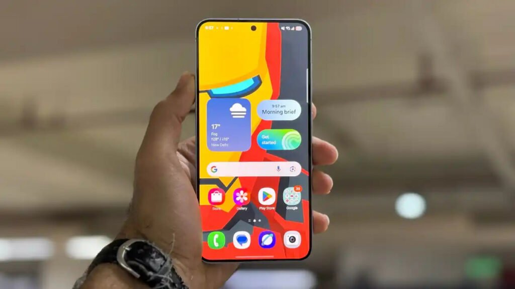 one ui 7 phone 1024x576 1