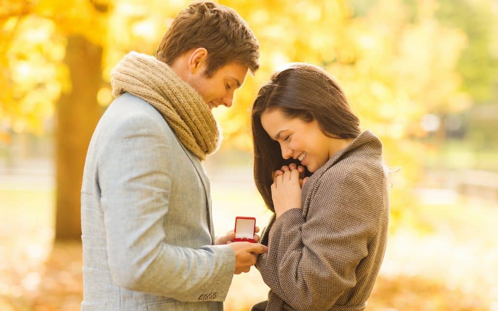 romantic-couple-in-hd-wallpaper-1024x640 میخوام شاد باشم