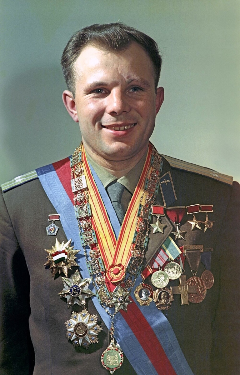بیوگرافی یوری الکسی‌یویچ گاگارین Yuri Alekseyevich Gagarin