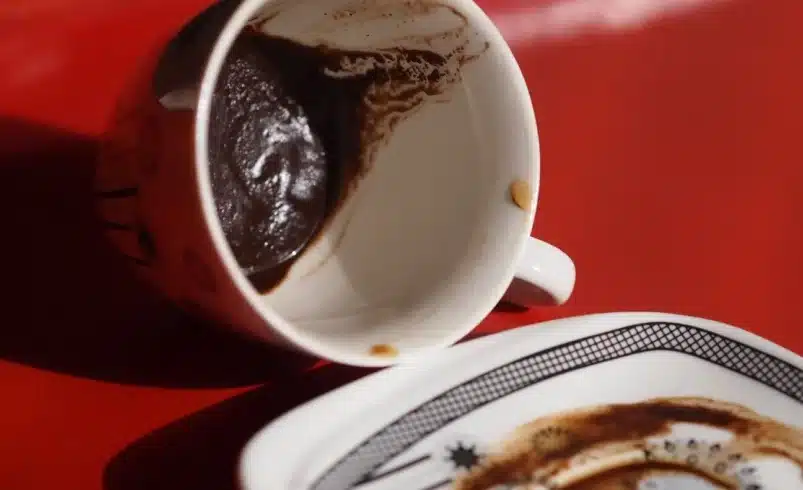 تعبیر شکل زرافه در فال قهوه