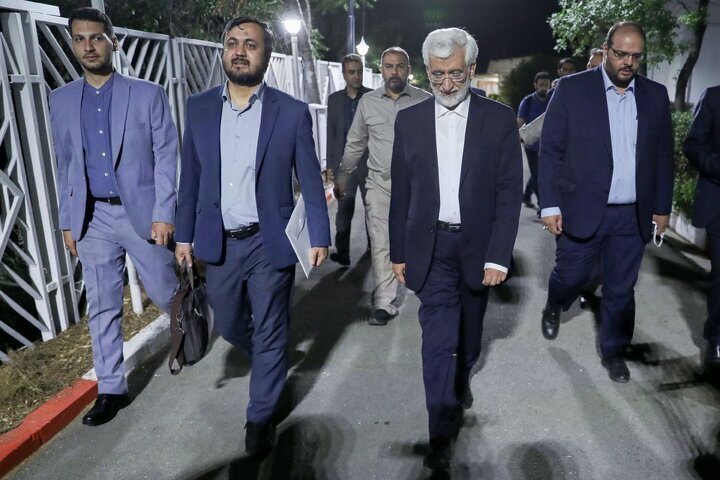 دولت سایه سعید جلیلی فقط به سقوط پزشکیان رضایت می‌دهد!