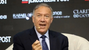 وزیر خارجه سابق آمریکا افشا کرد: عوامل اسرائیل در ایران حضور دارند