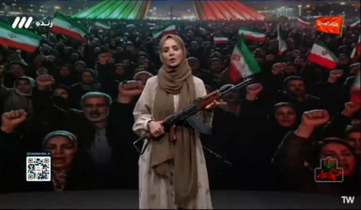 نمایش مجریان اسلحه به‌دست شلیک به ته‌مانده اعتبار صداوسیما بود!